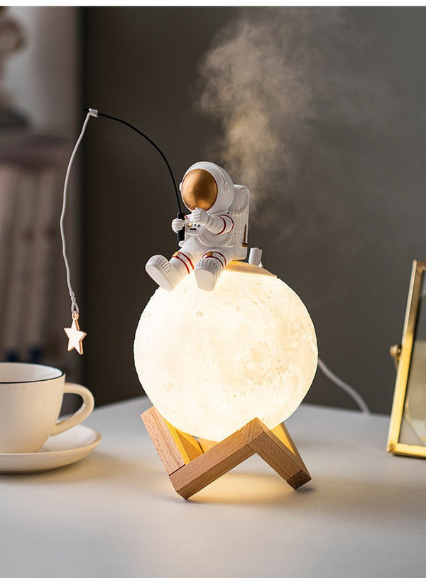 Astronaut Figurines Home Decoration Resin Spaceman Night Light - Yahko Merchandise
