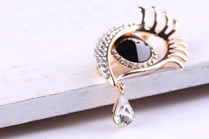 Diamond - encrusted brooch - Yahko Merchandise