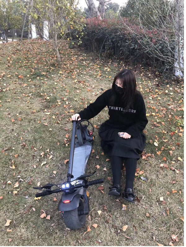 Double Drive Folding Scooter With Wide Tires - Yahko Merchandise