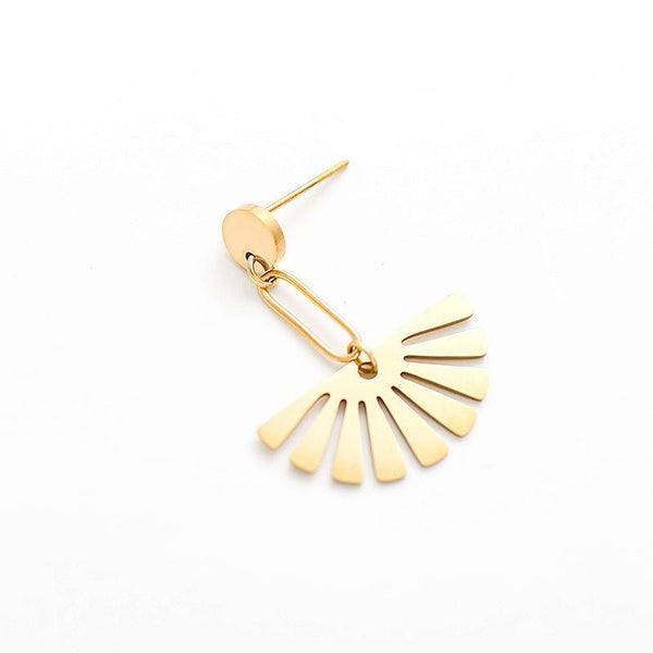 Fan - shaped Female Earrings Popular In Europe And America, Exquisite Earrings Trend - Yahko Merchandise