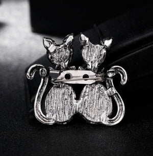 Fashion shell cats Brooches jewelry High Quality glass rhinestone animal pins and brooches for women men suits scarf pins metal - Yahko Merchandise