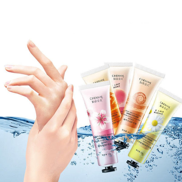 Hand Cream Small Chamomile Horse Oil Moisturizing Non - greasy Plant Fragrance - Yahko Merchandise