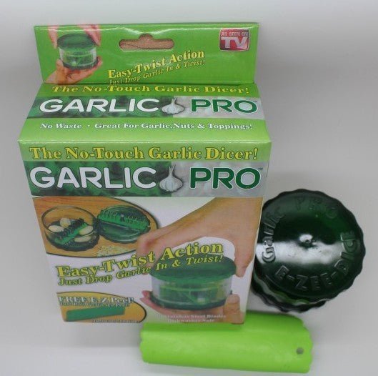 Kitchen gadgets garlic peeler - Yahko Merchandise