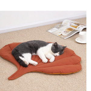 Leaf Shape Soft Dog Bed Mat Soft Crate Pad Machine Washable Mattress for Large Medium Small Dogs and Cats Kennel Pad - Yahko Merchandise