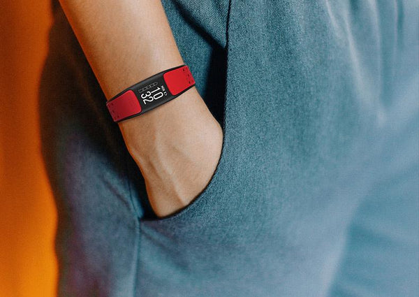 Smart Fit Sporty Fitness Tracker and Waterproof Swimmers Watch - Yahko Merchandise