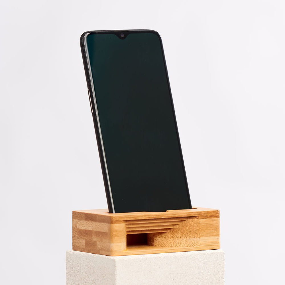 Woodland Mouse – Wooden Phone Stand and Amplifier - Yahko Merchandise
