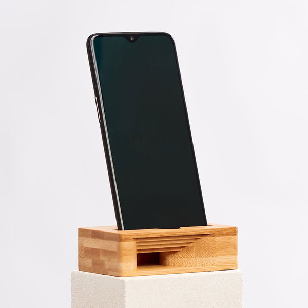 Woodland Mouse – Wooden Phone Stand and Amplifier - Yahko Merchandise