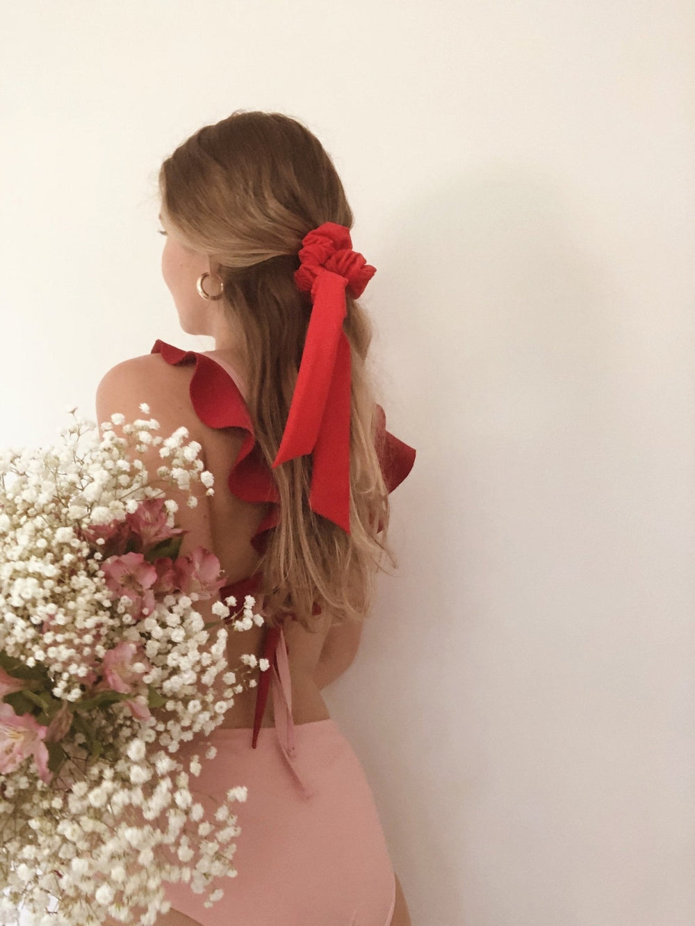 Hair Scrunchies: A holistic zero waste approach and a social mission. - Yahko Merchandise