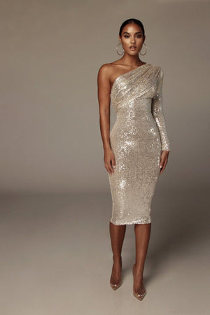 One - shoulder Dress Oblique Collar Wrapped Chest Evening Dress - Yahko Merchandise